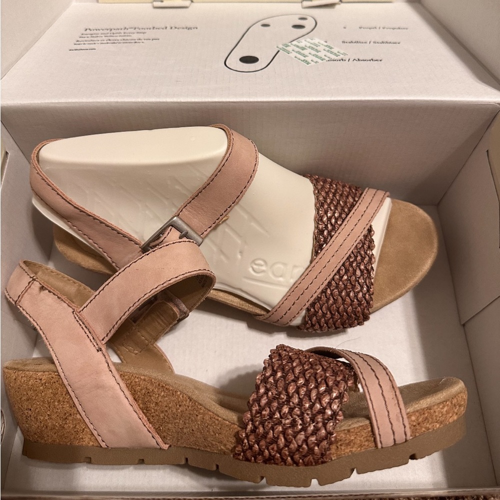 Women’s Pink and brown wedge Sandles size 7.5, BRAND NEW NEVER WORN